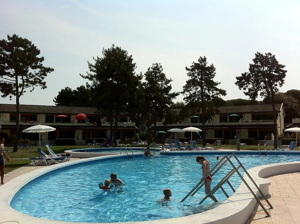 Bibione Residence Apartments 0*,